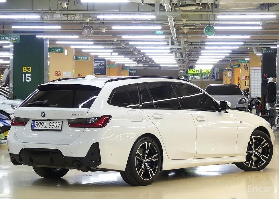 Фото 2 - BMW 3 Series