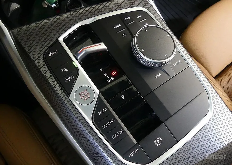 Фото 9 - BMW 3 Series