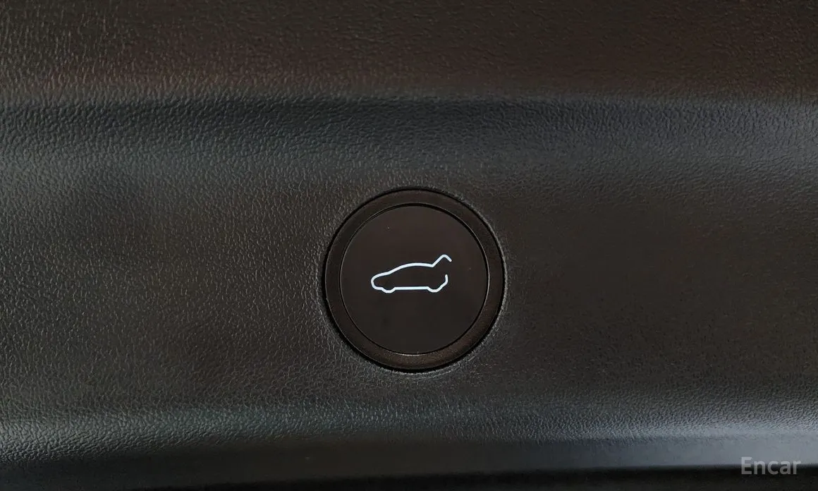 Фото 20 - Tesla Model Y