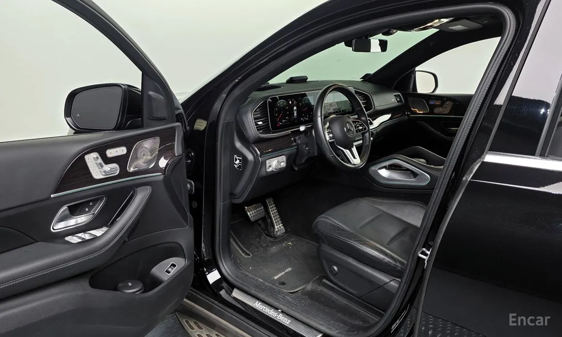 Фото 10 - Mercedes-Benz GLE-Class