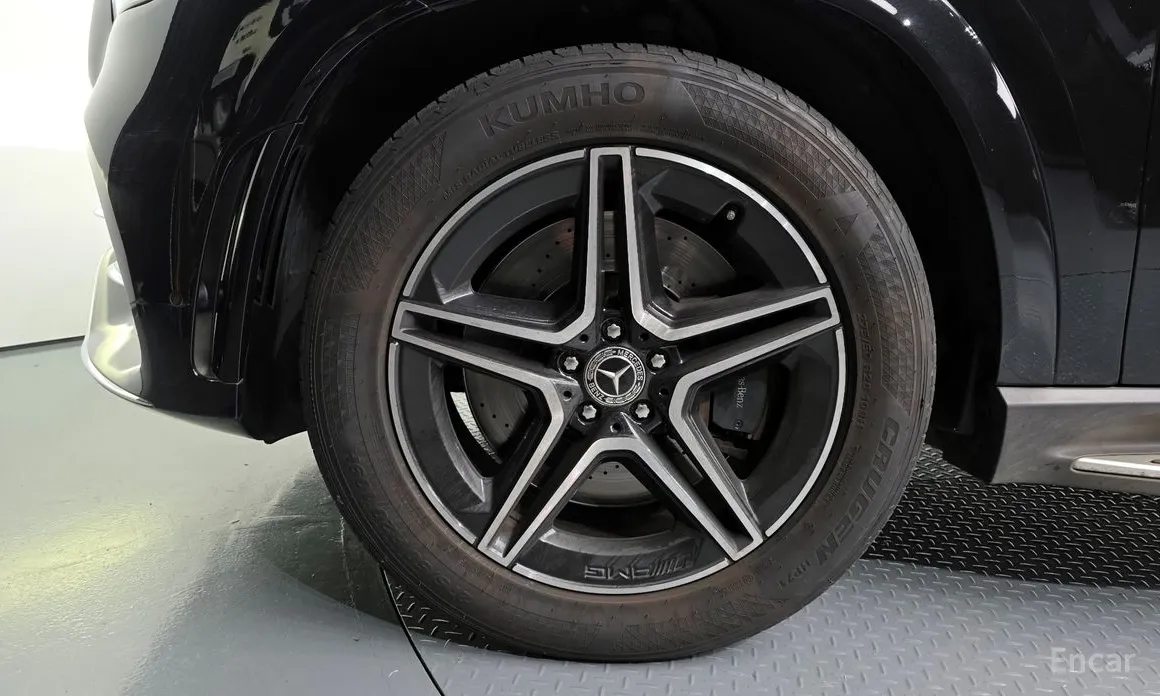 Фото 5 - Mercedes-Benz GLE-Class