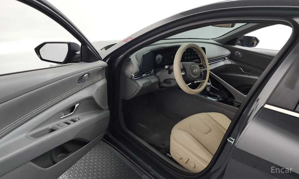 Фото 10 - Hyundai Avante