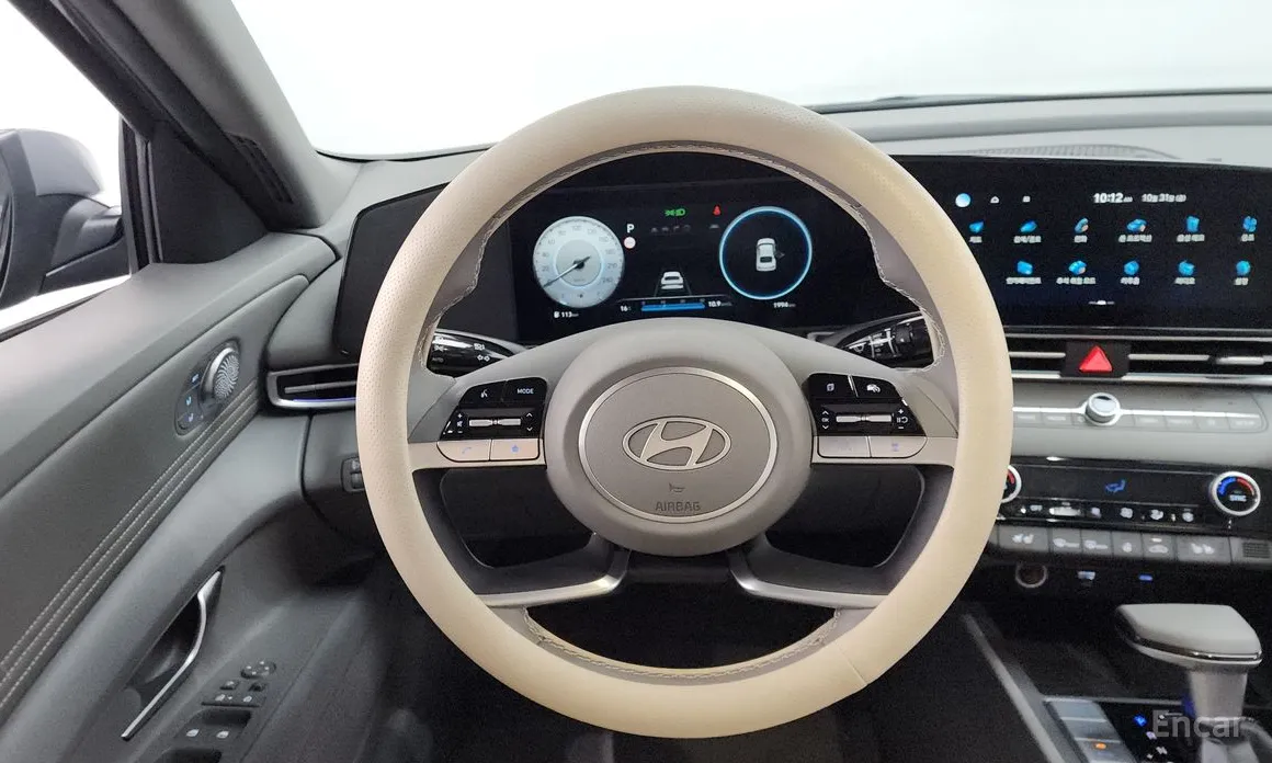 Фото 13 - Hyundai Avante