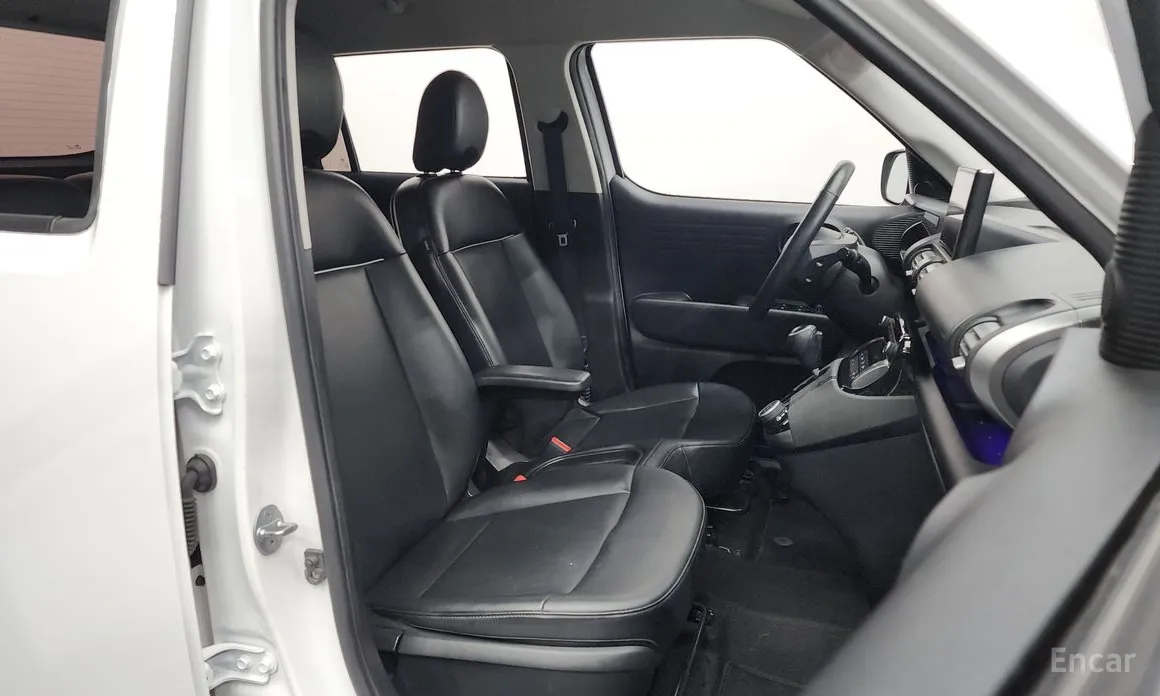 Фото 11 - Hyundai Casper