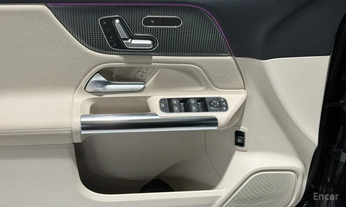 Фото 16 - Mercedes-Benz GLA-Class