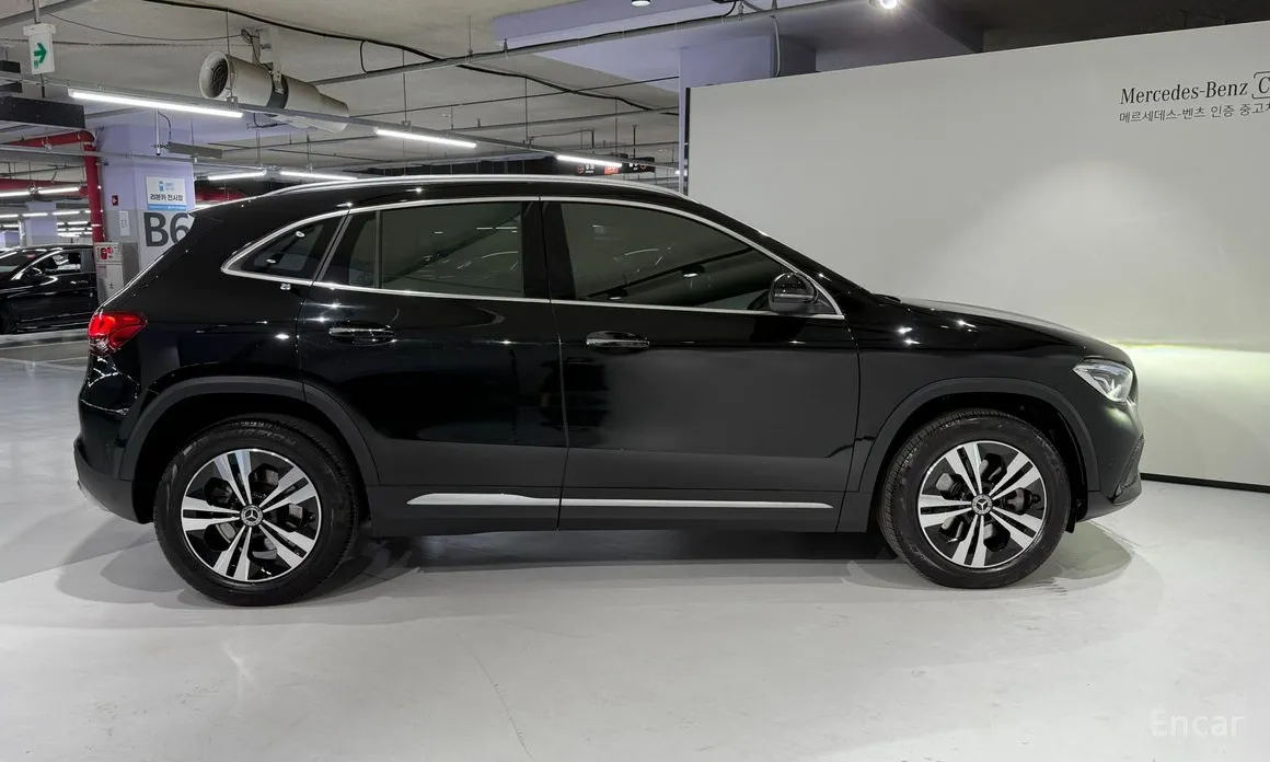 Фото 3 - Mercedes-Benz GLA-Class