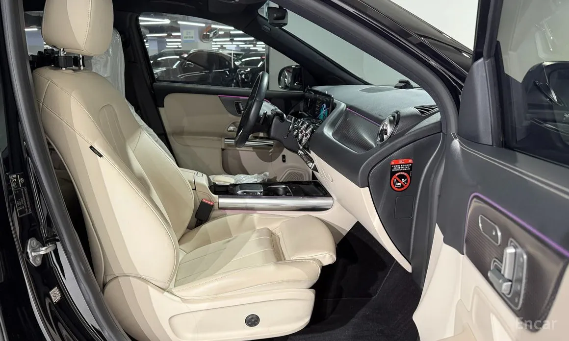 Фото 8 - Mercedes-Benz GLA-Class