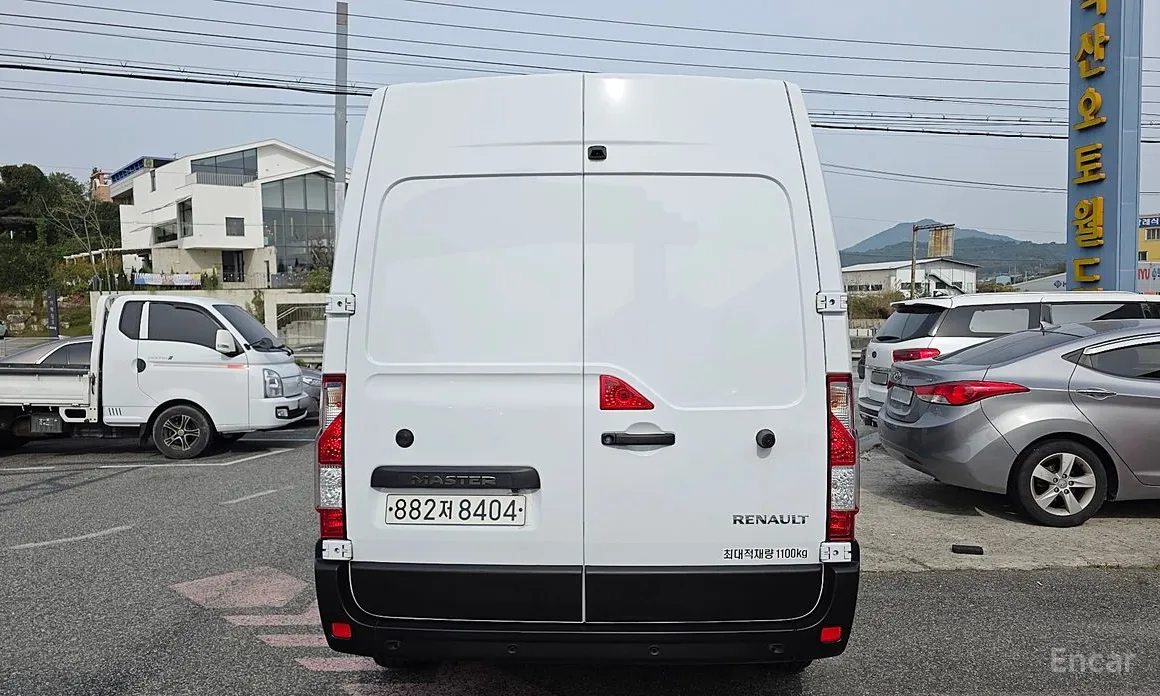 Фото 4 - Renault Master