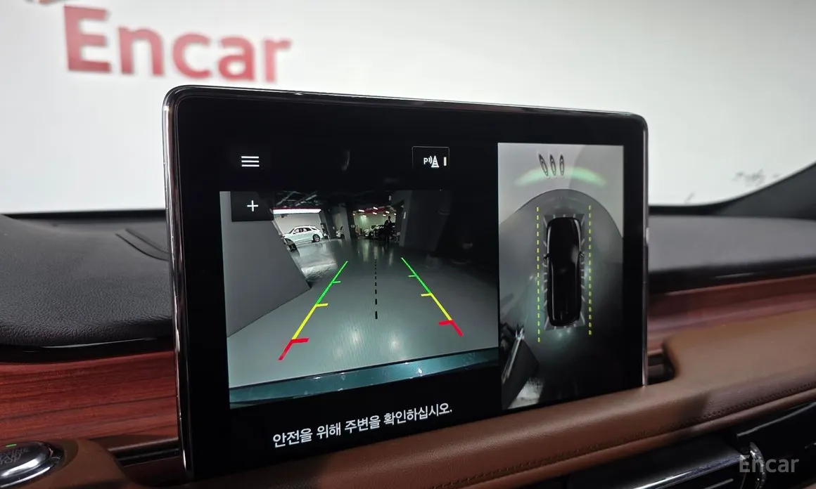 Фото 15 - Lincoln Aviator