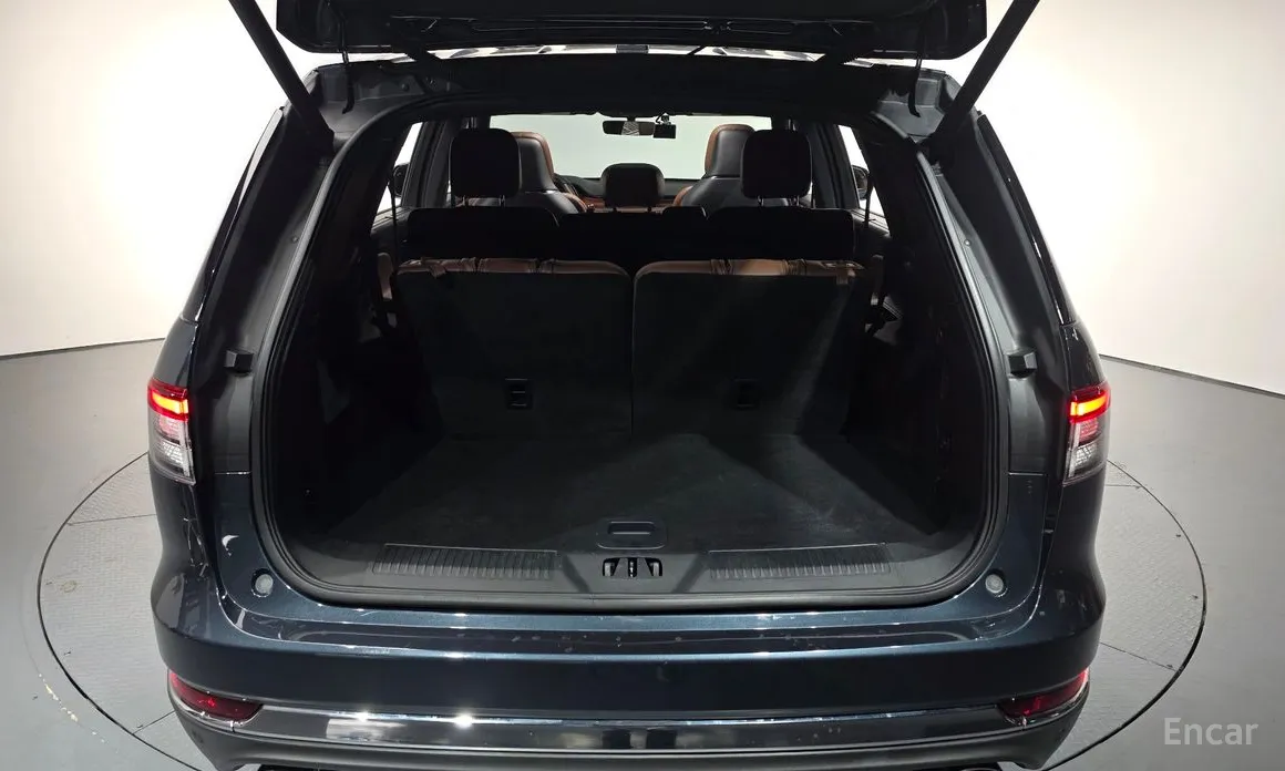 Фото 20 - Lincoln Aviator