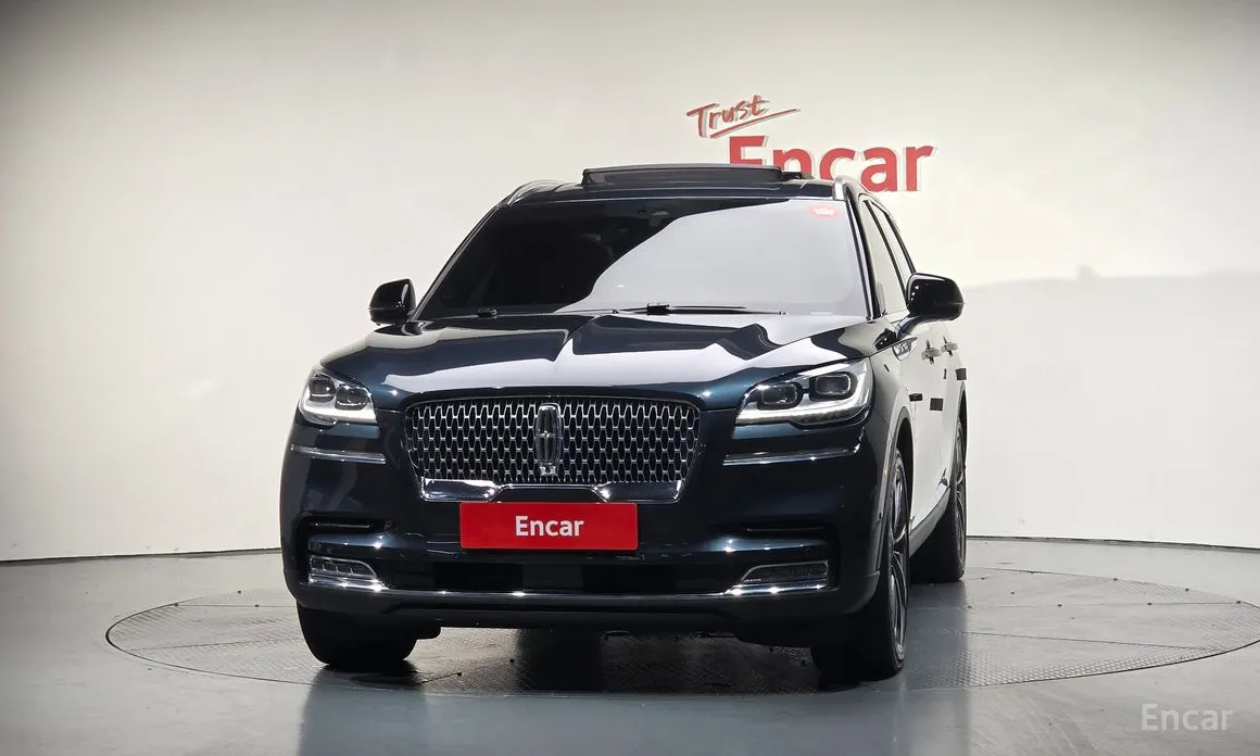 Фото 3 - Lincoln Aviator