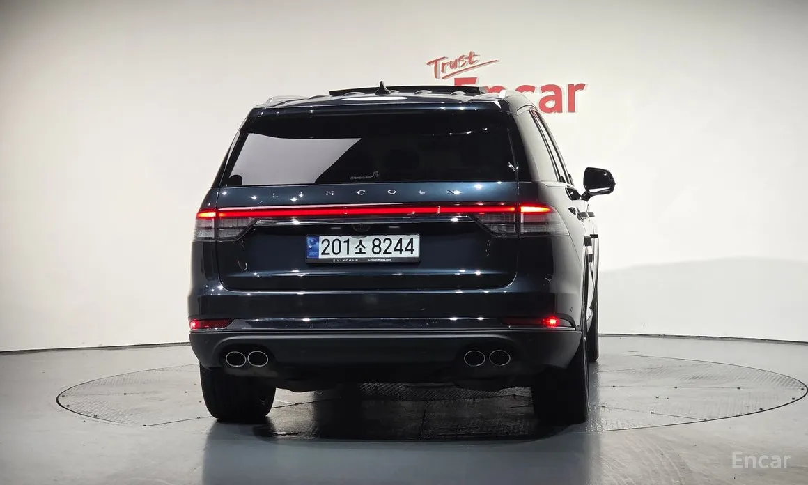 Фото 4 - Lincoln Aviator