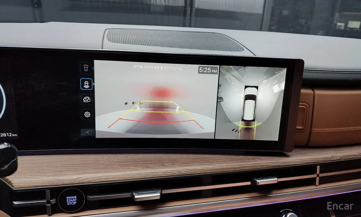 Фото 15 - Hyundai Santa Fe