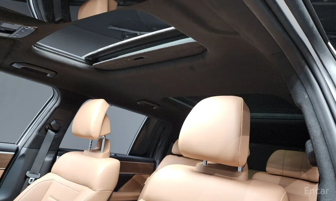 Фото 19 - Hyundai Santa Fe