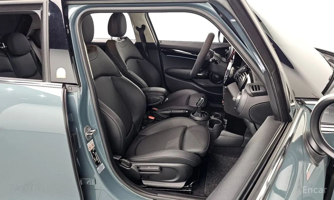 Фото 10 - Mini Cooper