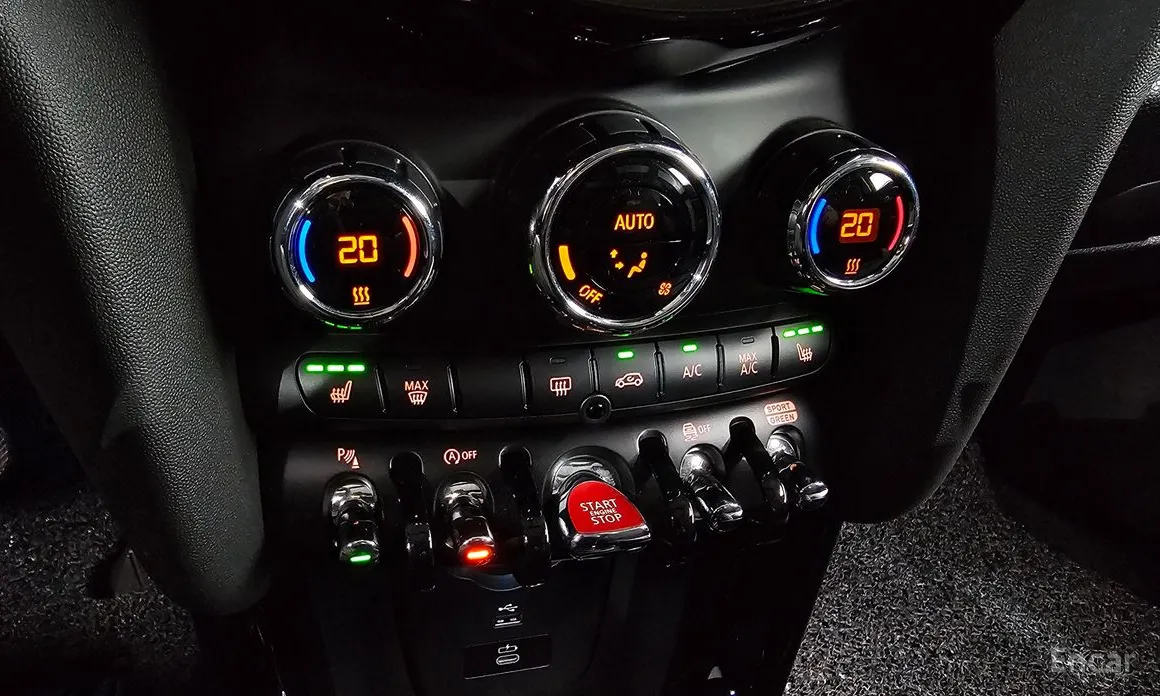 Фото 18 - Mini Cooper