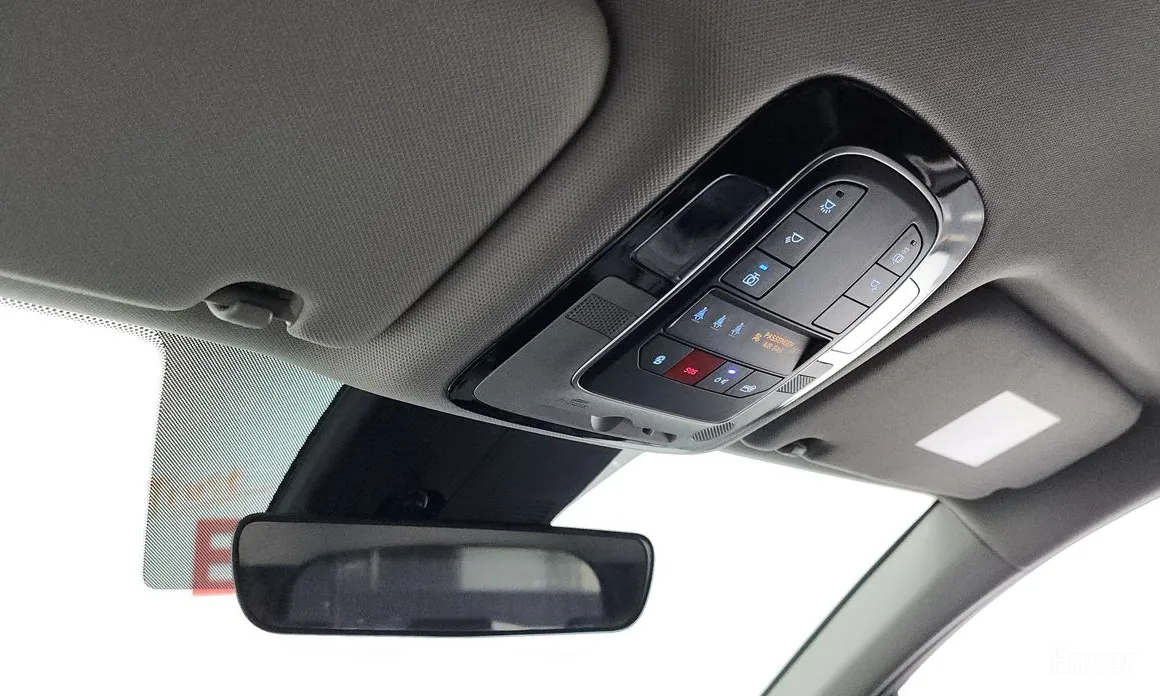 Фото 18 - Hyundai Santa Fe