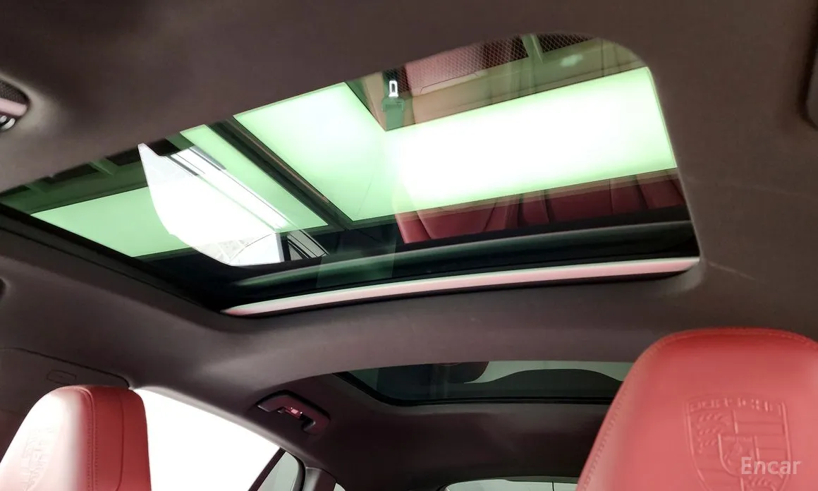 Фото 18 - Porsche Panamera