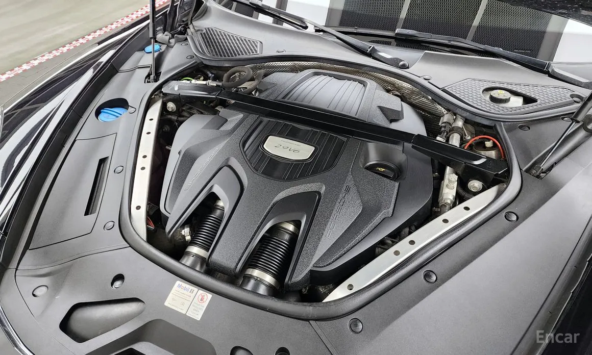 Фото 6 - Porsche Panamera