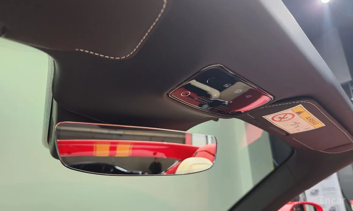 Фото 19 - Ferrari 296