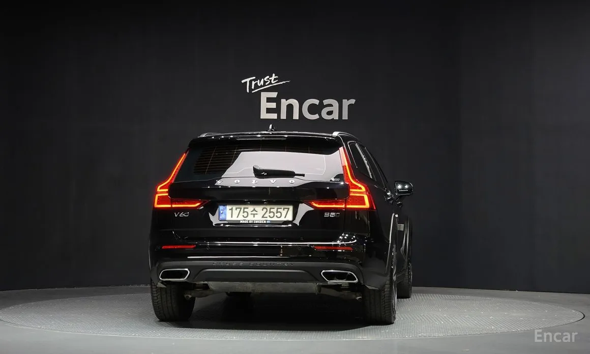 Фото 4 - Volvo V60