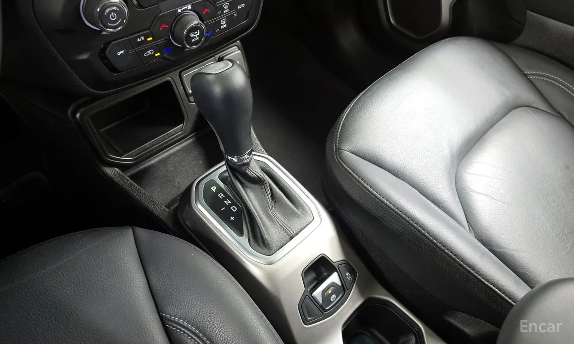 Фото 9 - Jeep Renegade