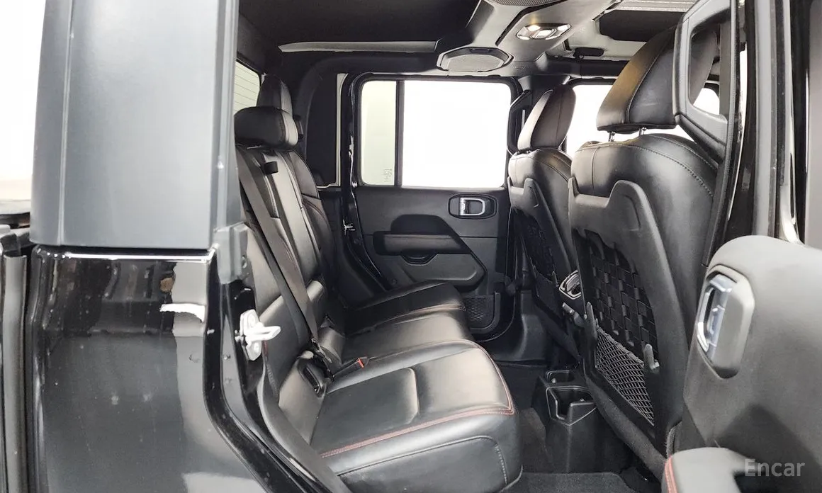 Фото 12 - Jeep Gladiator