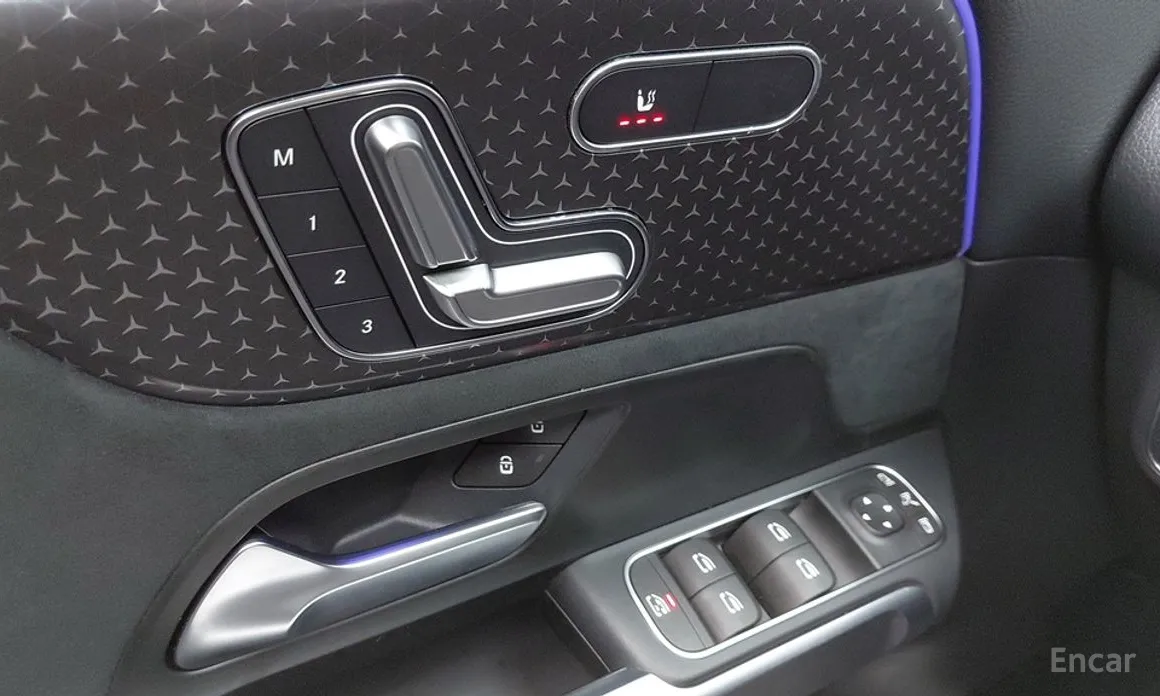 Фото 11 - Mercedes-Benz EQB