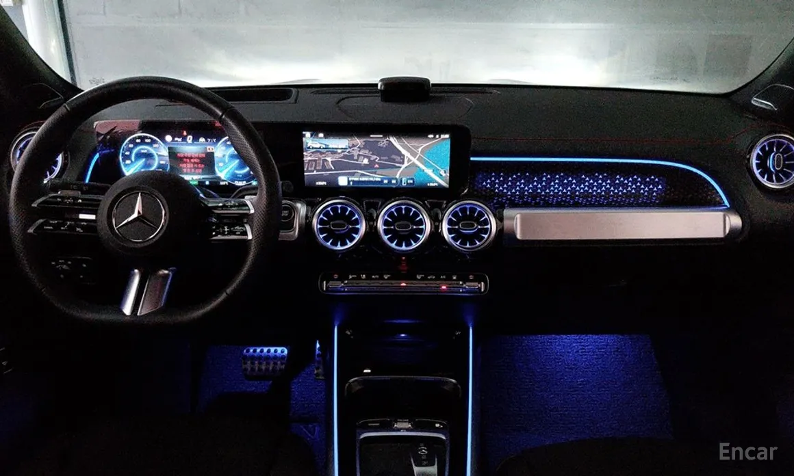 Фото 6 - Mercedes-Benz EQB