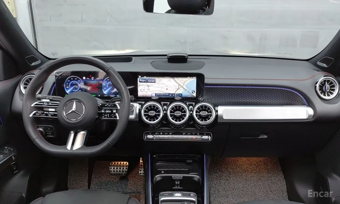 Фото 7 - Mercedes-Benz EQB