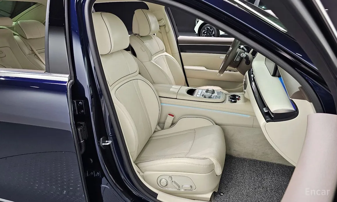 Фото 10 - Genesis G90