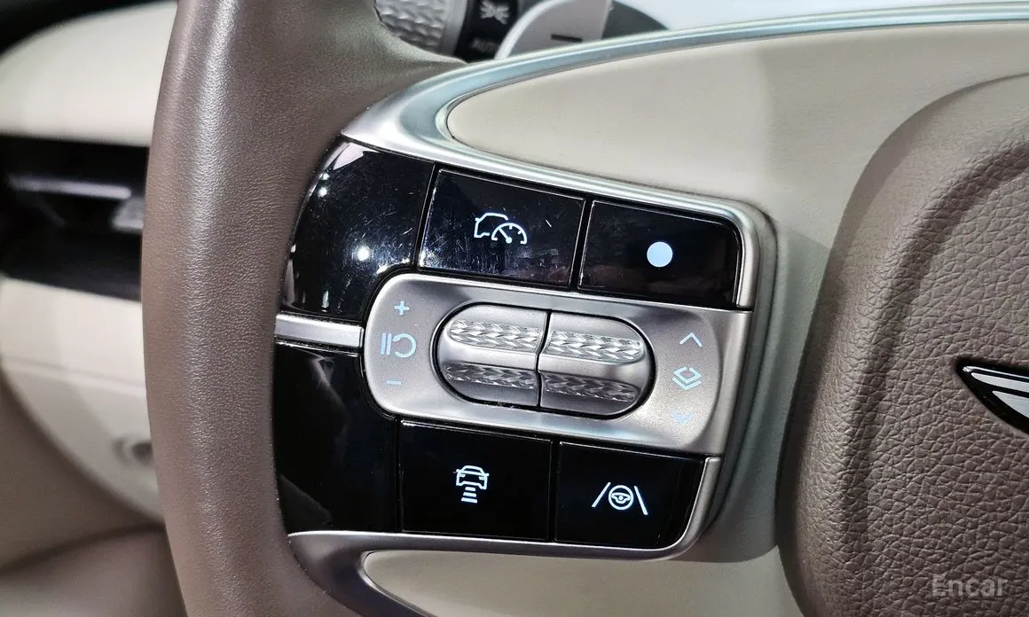 Фото 14 - Genesis G90