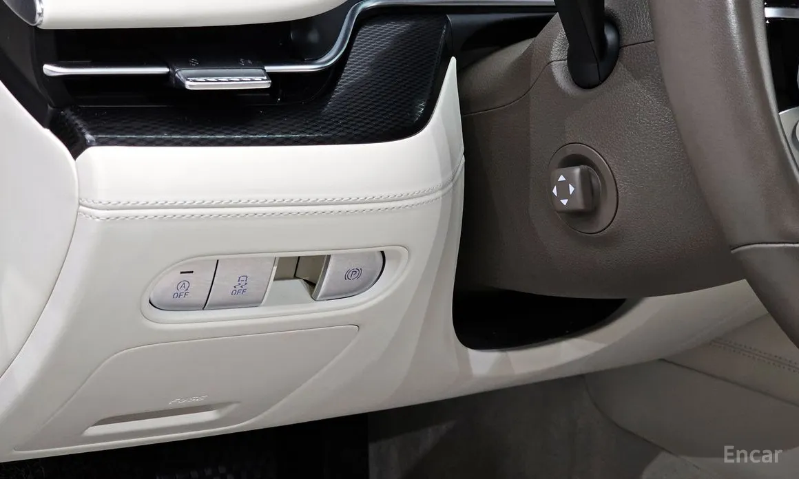 Фото 15 - Genesis G90