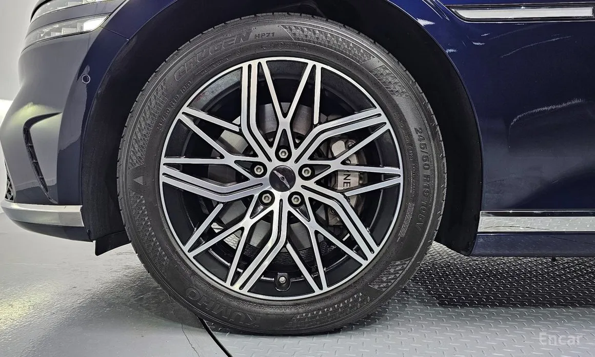 Фото 5 - Genesis G90