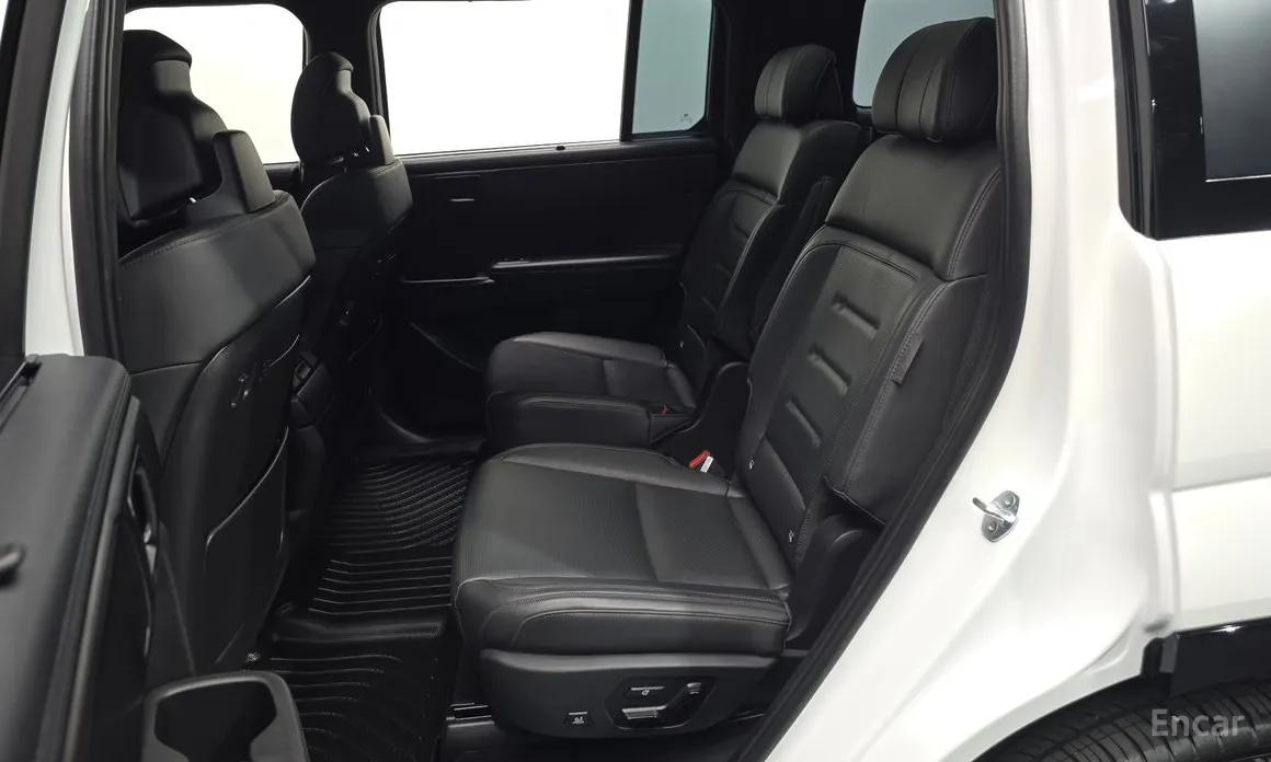 Фото 12 - Hyundai Santa Fe