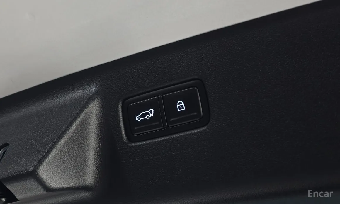 Фото 18 - Hyundai Santa Fe