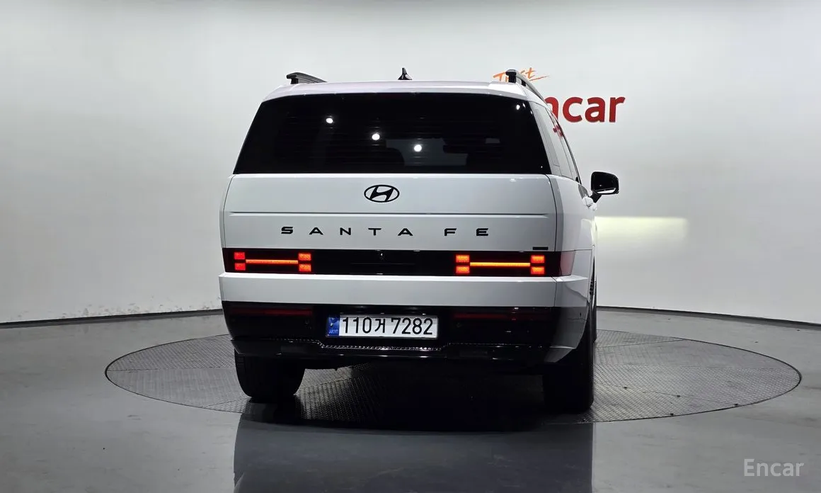 Фото 4 - Hyundai Santa Fe