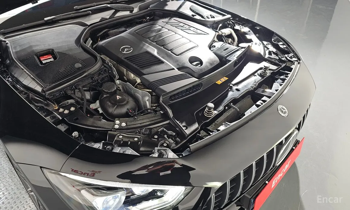 Фото 6 - Mercedes-Benz AMG GT