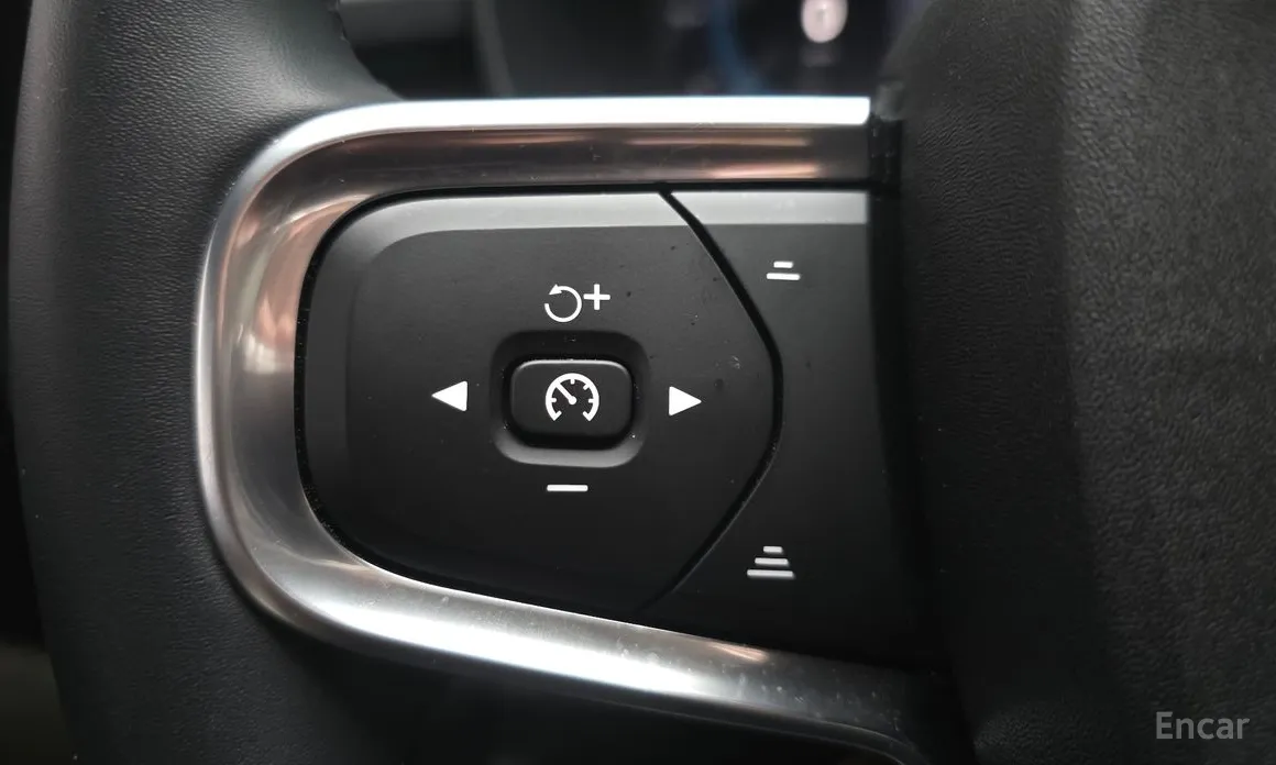 Volvo XC40 2018 B4 Ultra Bright