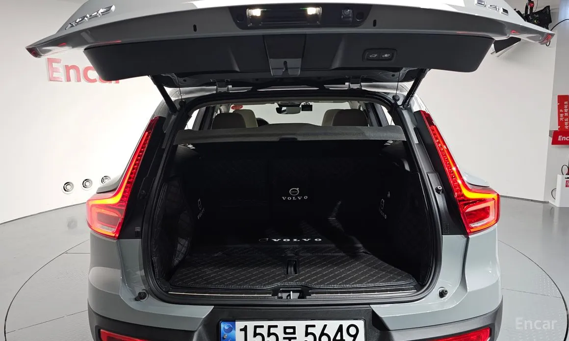 Volvo XC40 2018 B4 Ultra Bright
