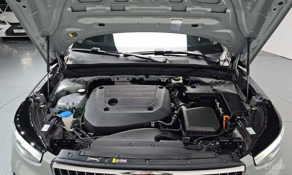 Volvo XC40 2018 B4 Ultra Bright