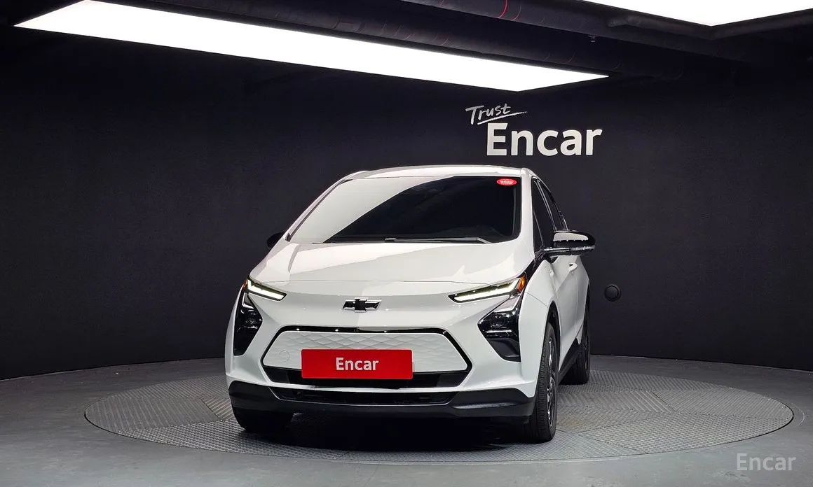 Фото 3 - Chevrolet Bolt EV