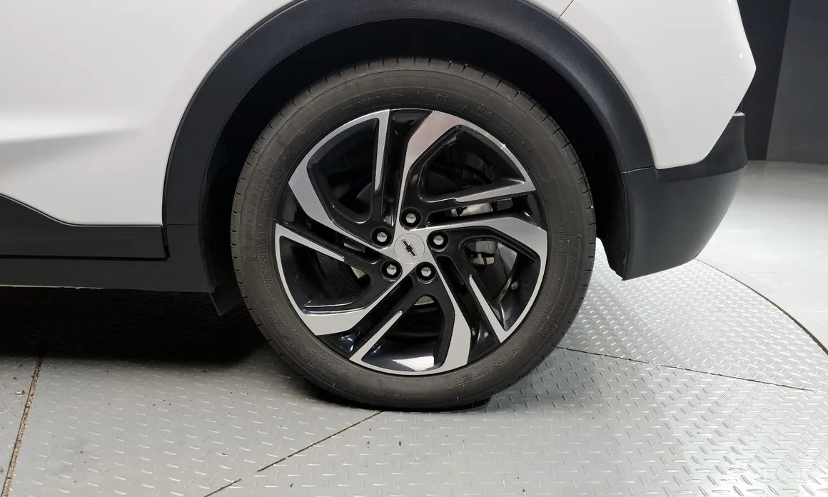 Фото 5 - Chevrolet Bolt EV