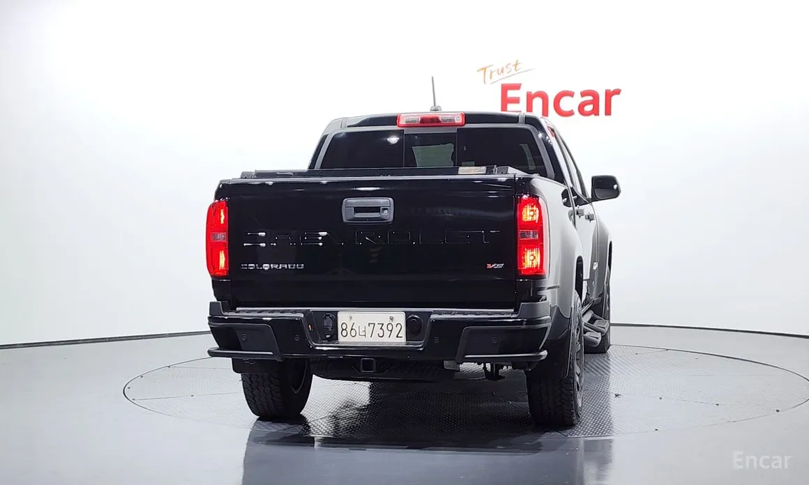 Фото 4 - Chevrolet Colorado