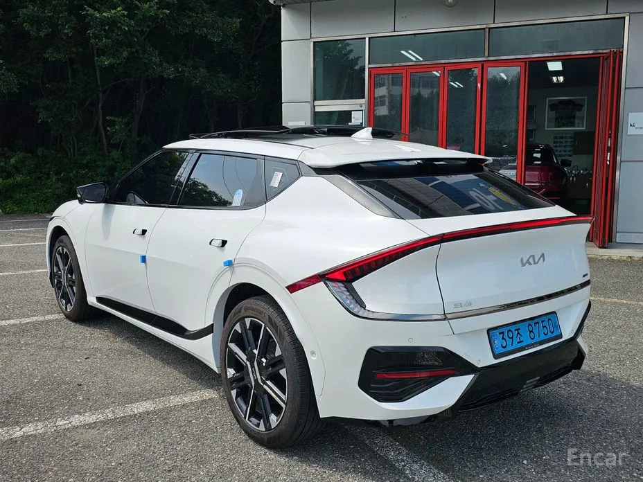 Фото 6 - Kia EV6