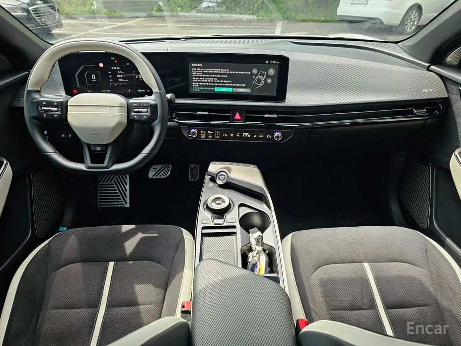 Фото 9 - Kia EV6