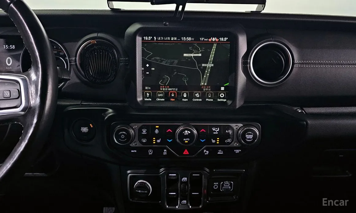 Фото 14 - Jeep Wrangler