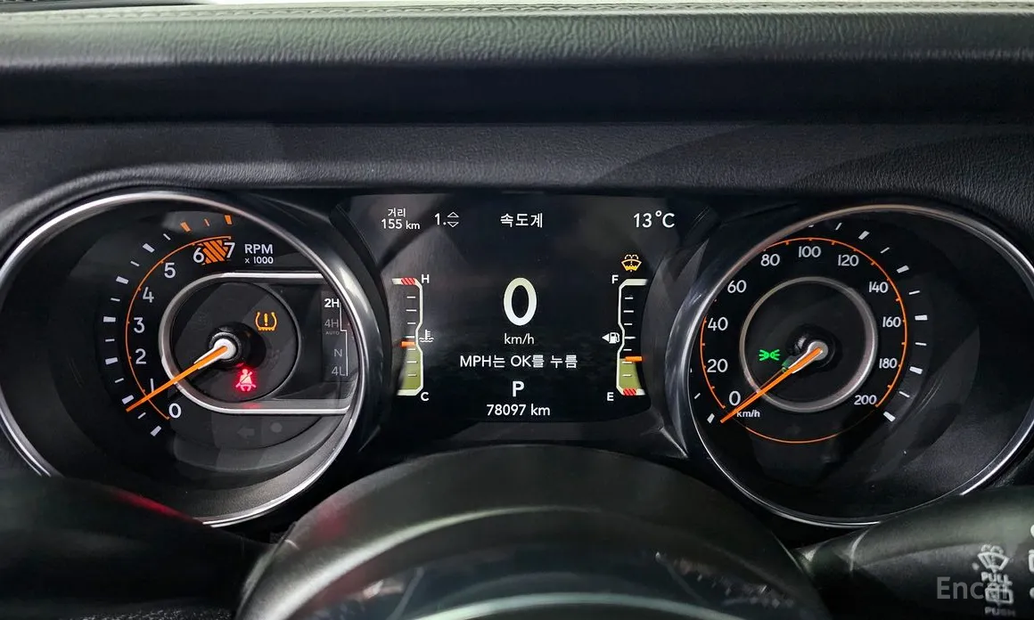 Фото 8 - Jeep Wrangler