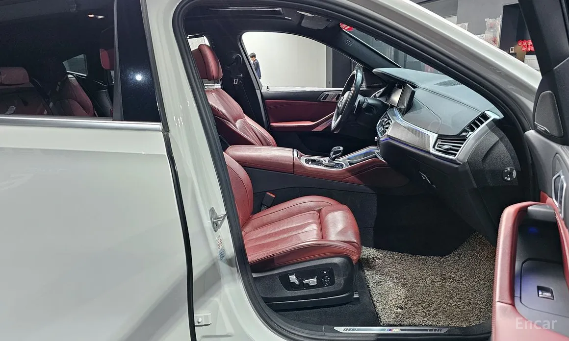 Фото 10 - BMW X6