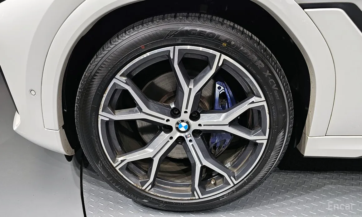 Фото 12 - BMW X6